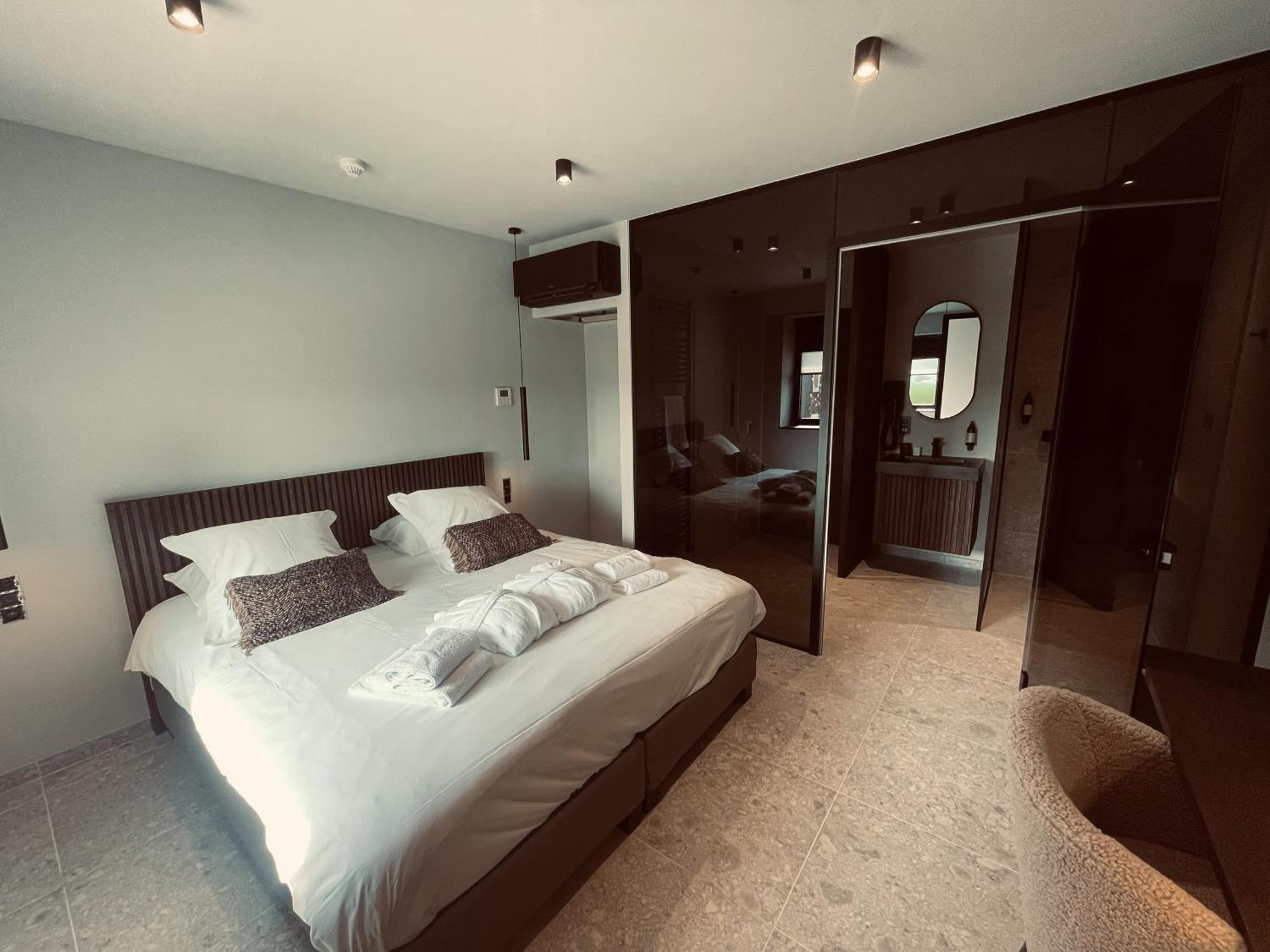 Domaine Sur Les Sarts Hotel Ohey ภายนอก รูปภาพ